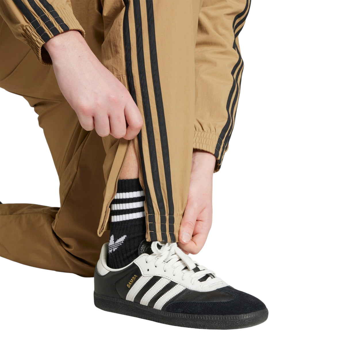 adidas Originals Adicolor Woven Firebird Track Pants Brown - Detail view 1