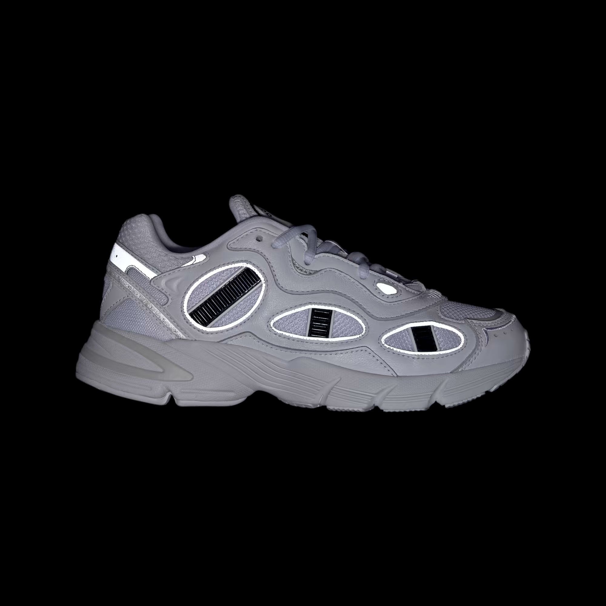 adidas Originals Women's Astir SN Shoes - White