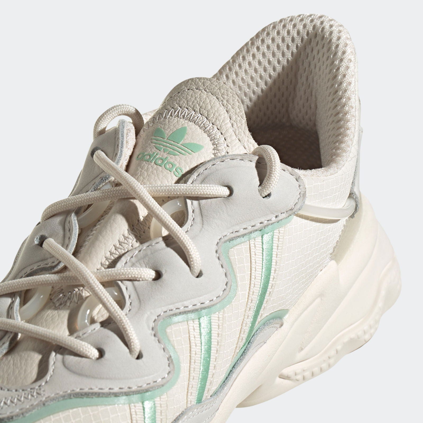 adidas Originals Unisex Ozweego Shoes - Chalk White / Blush Green - ViaductClothing - -