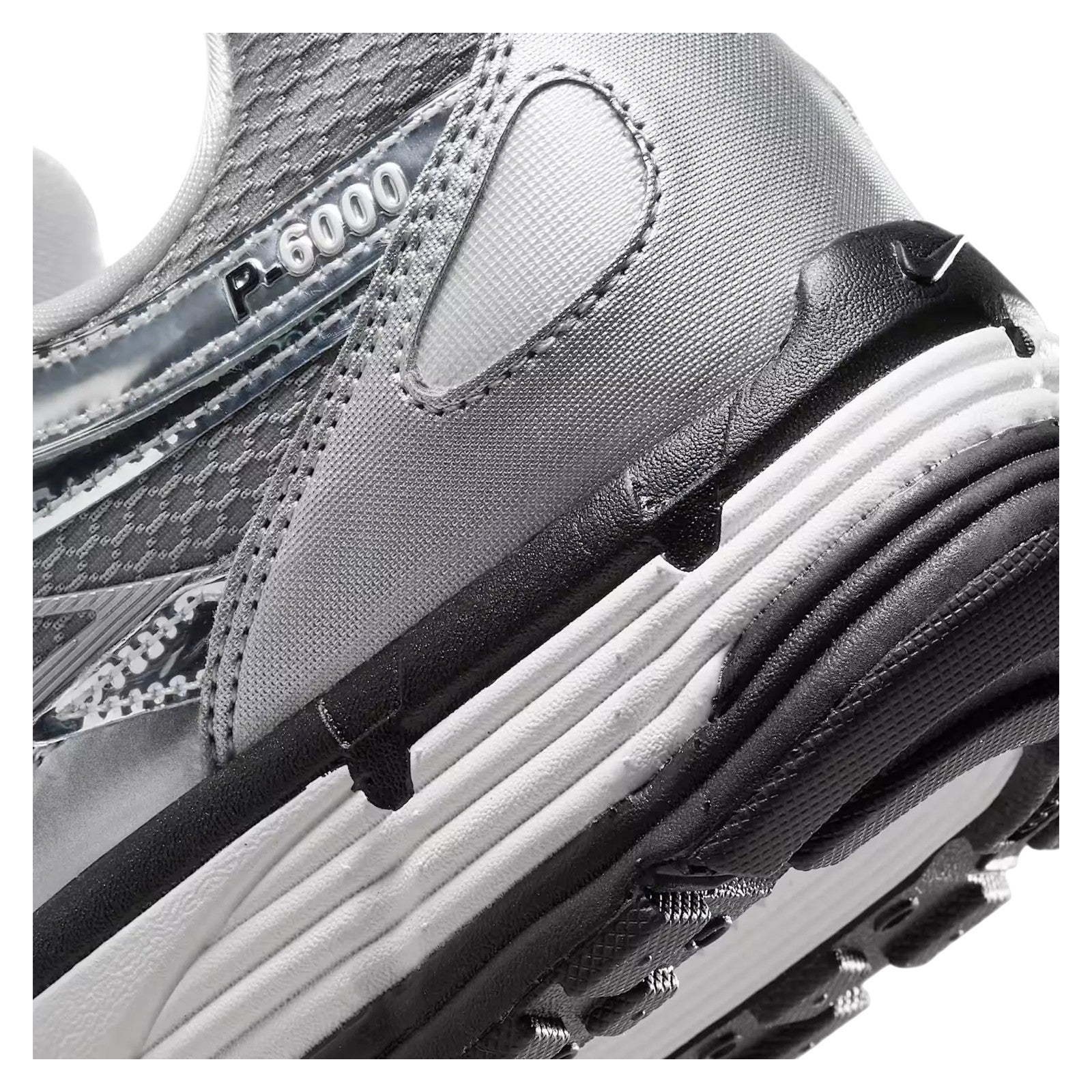 Nike P-6000 Metallic Trainers - Silver - CN0149-001