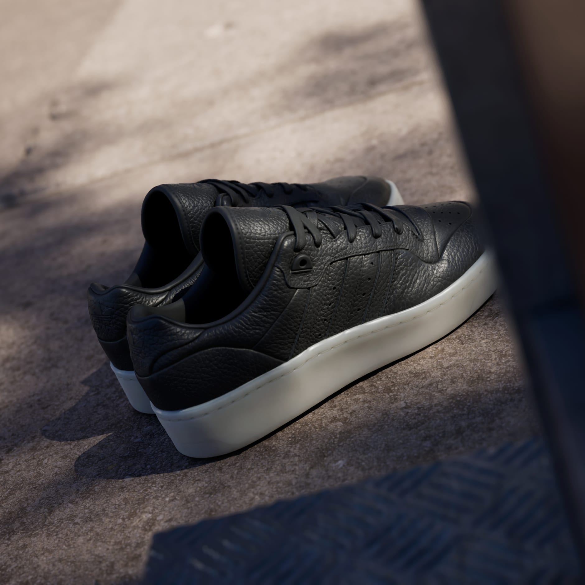 adidas Originals Men's Rivalry Lux Low Trainers - Core Black