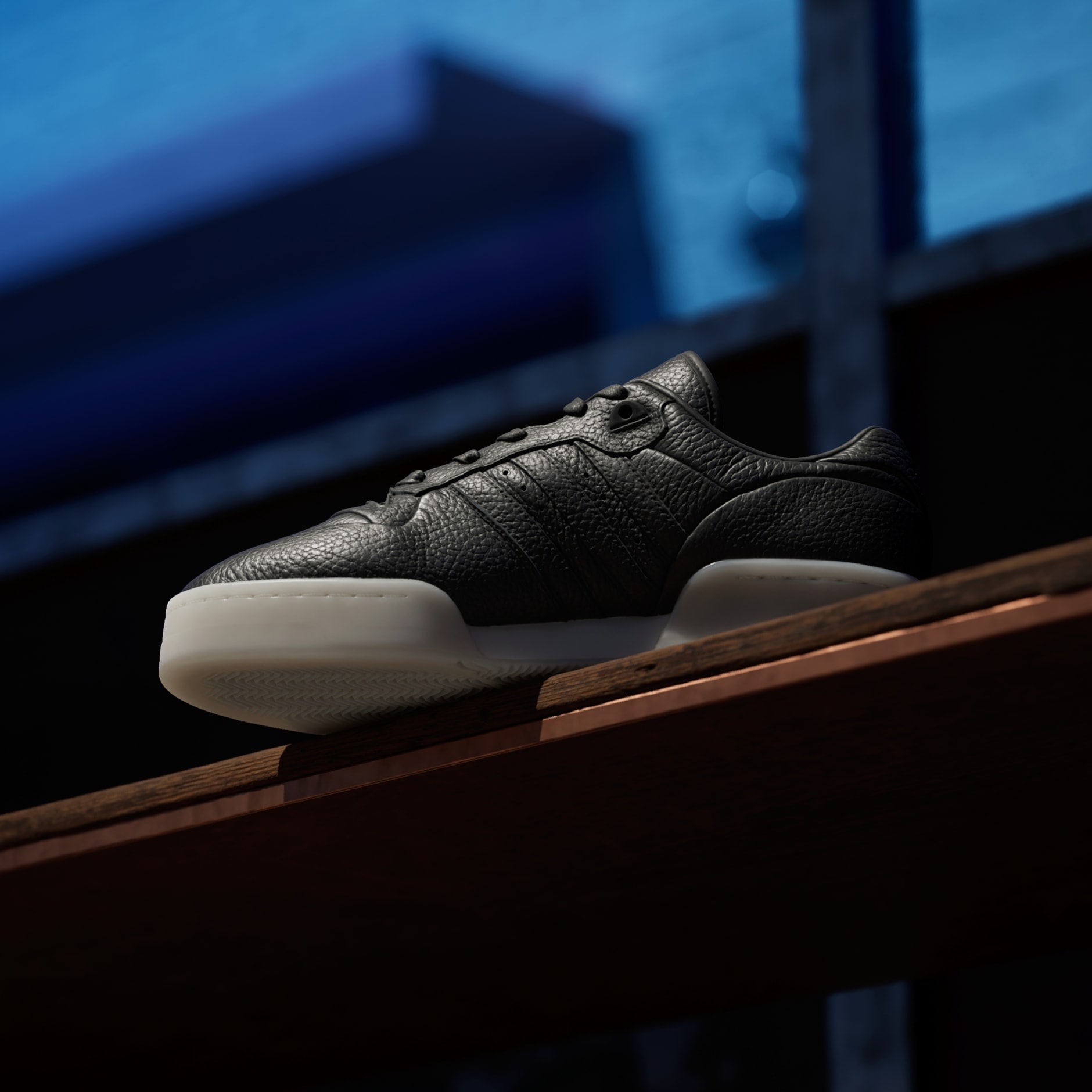 adidas Originals Men's Rivalry Lux Low Trainers - Core Black
