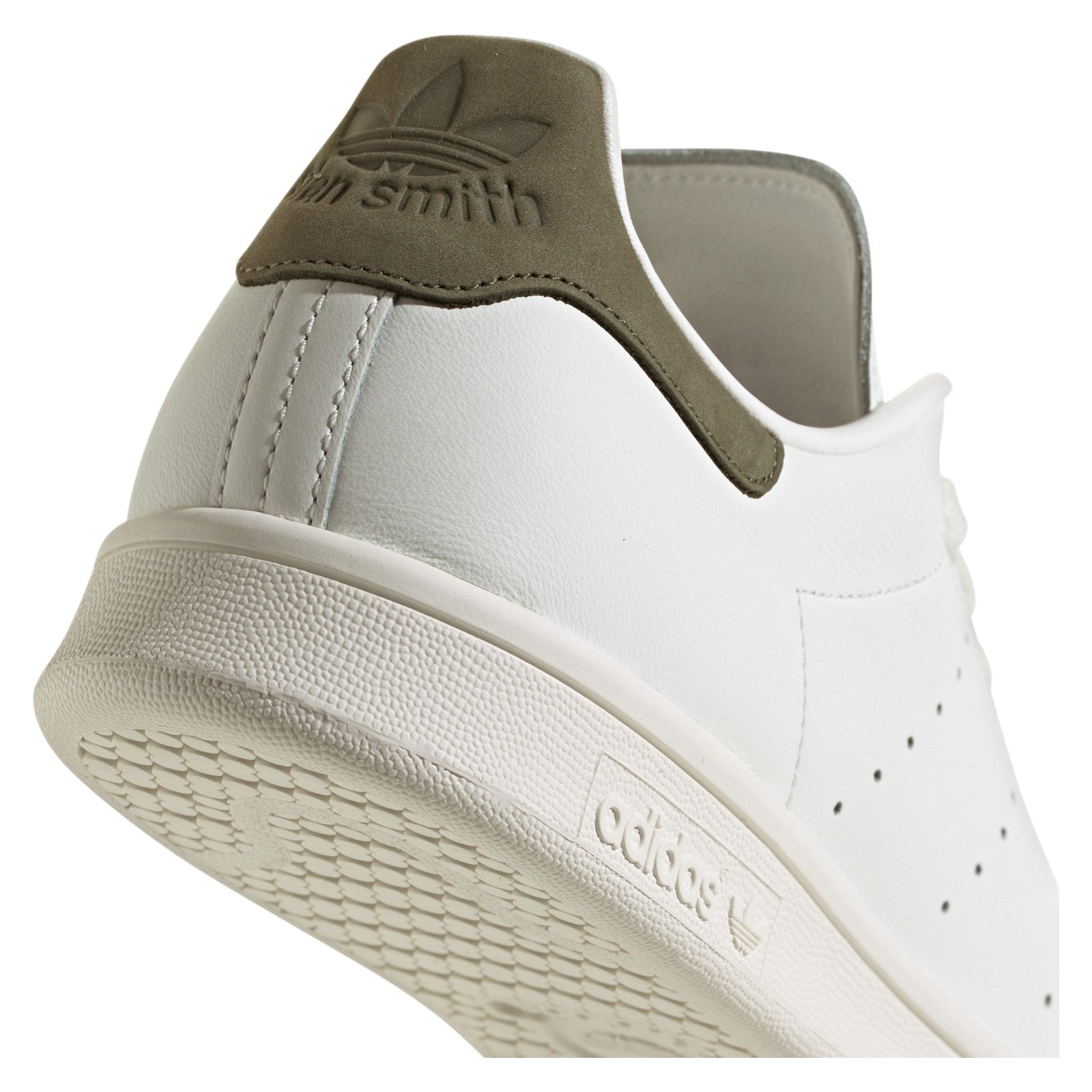 adidas Originals Stan Smith Shoes - Core White / Olive Strata
