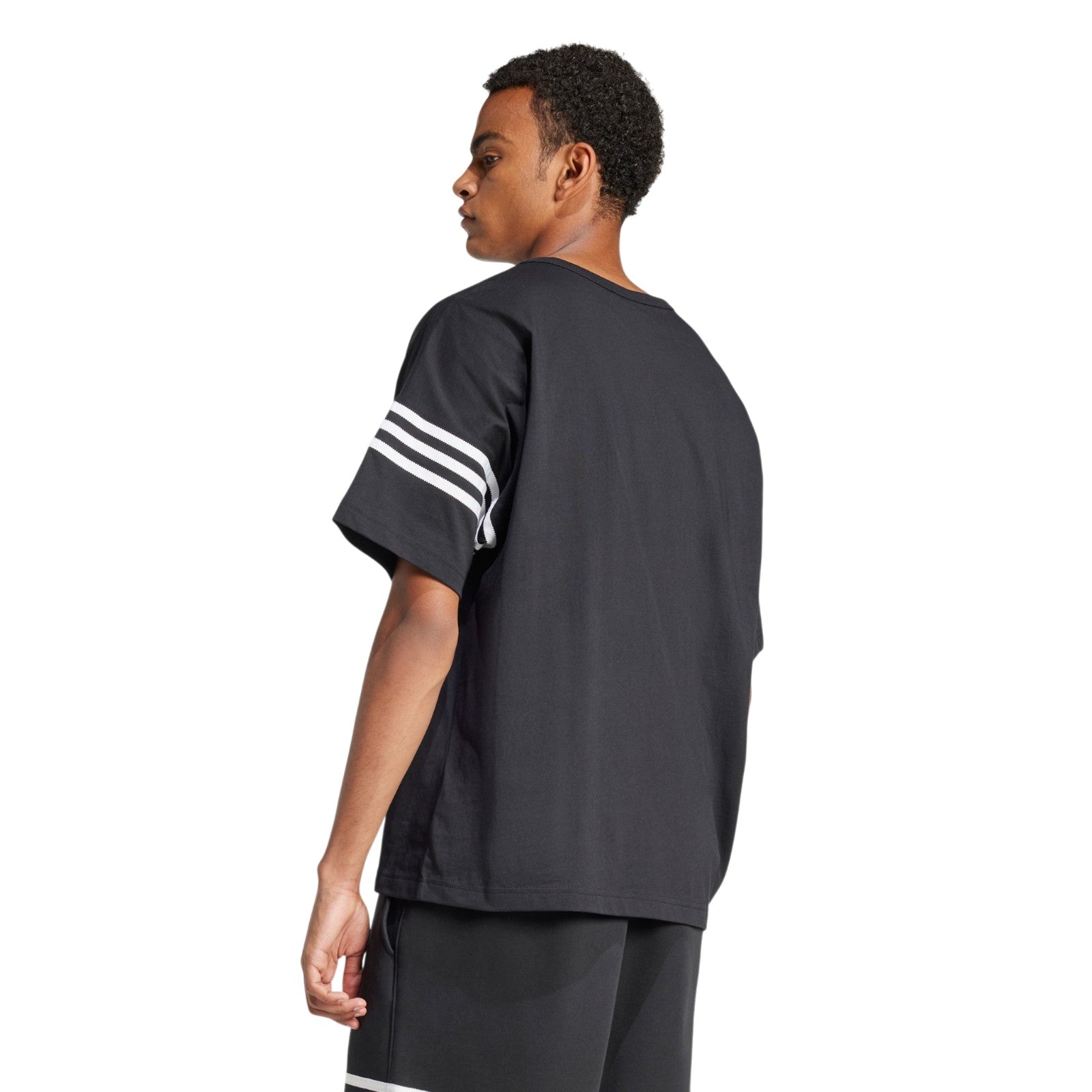adidas Originals Men's Neuclassics T-Shirt - Black