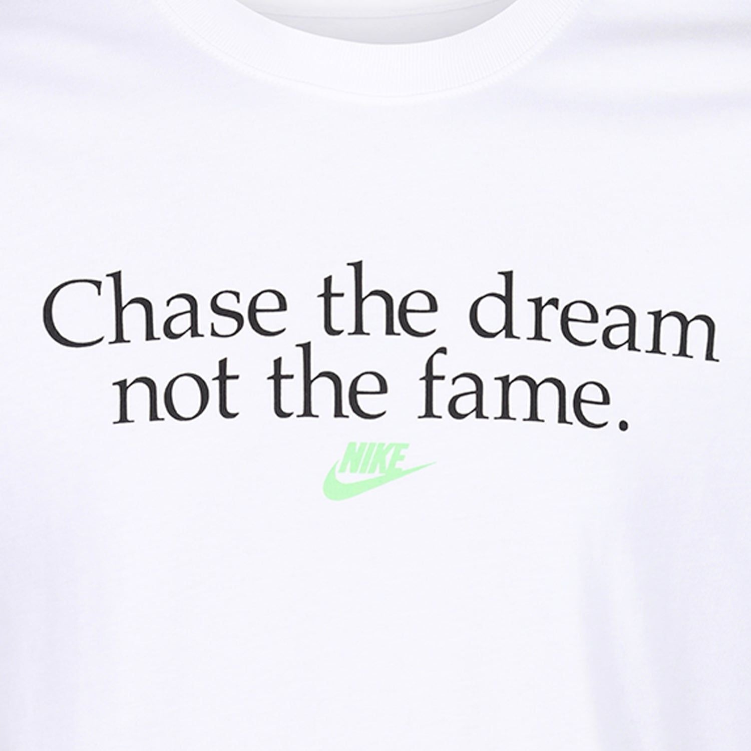 Nike NSW Chase The Dreams T-Shirt - White - ViaductClothing - -