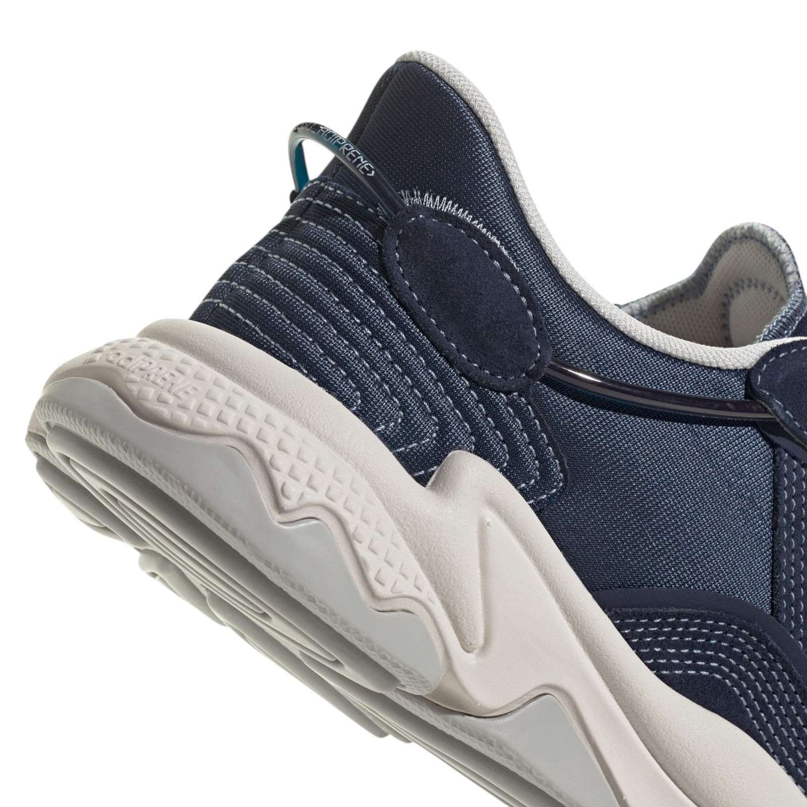 adidas Originals OZWEEGO Trainers - Navy
