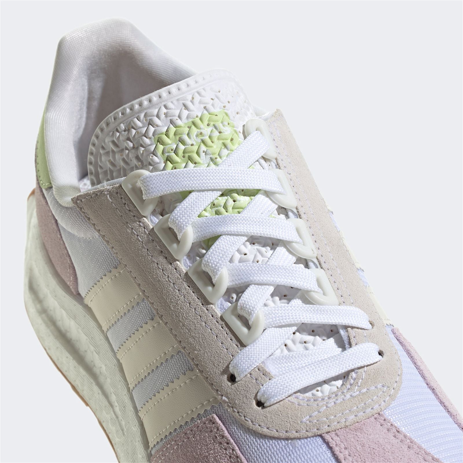 adidas Originals Womens Retropy E5 Shoes - White/Pink - ViaductClothing - -