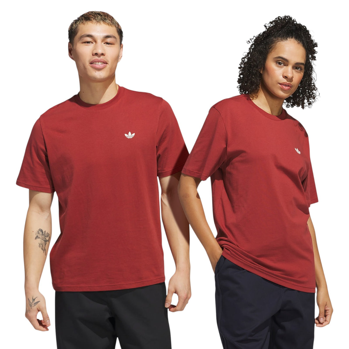 adidas Originals Unisex 4.0 Logo Tee - Red