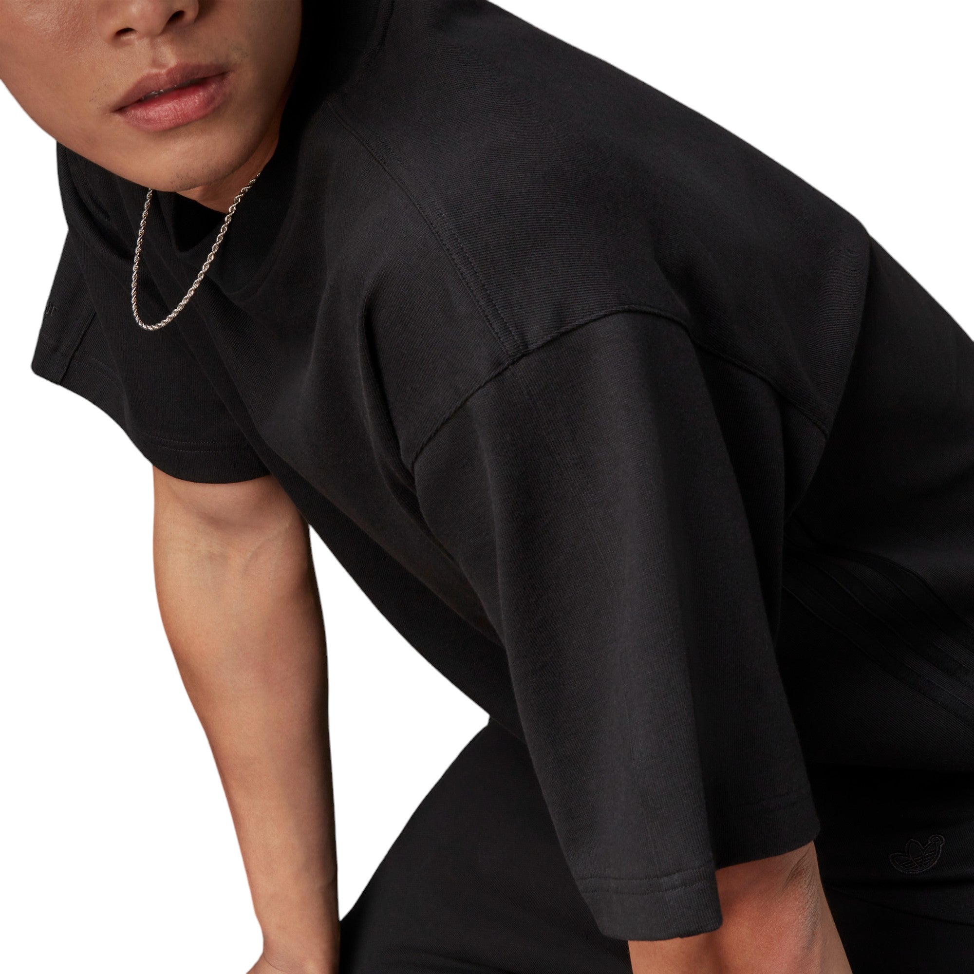 adidas Originals Blue Version Essentials T-Shirt - Black