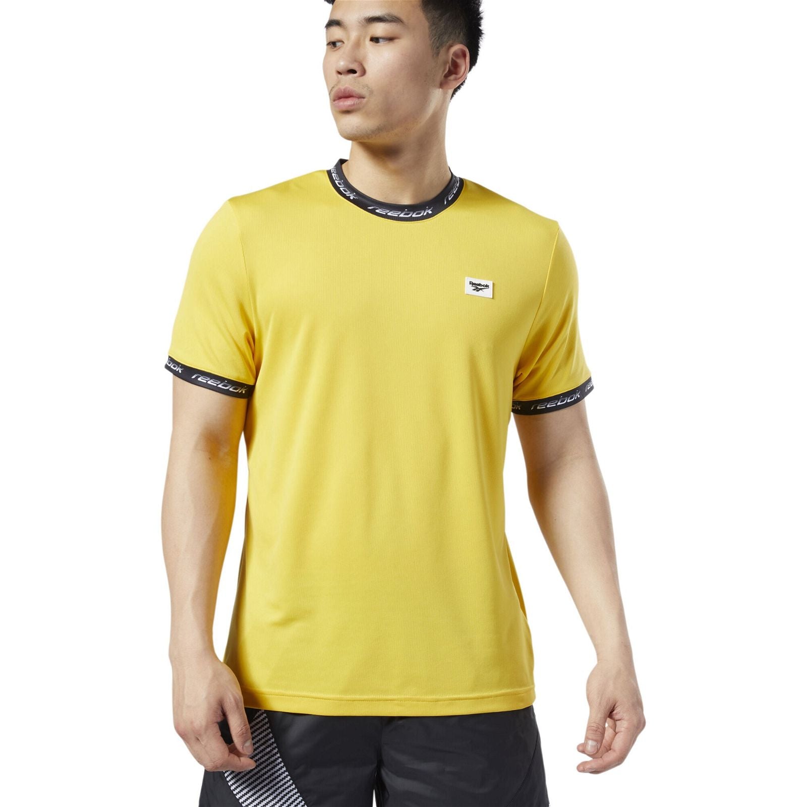 Reebok Classics Advance Tee - Yellow - ViaductClothing - -