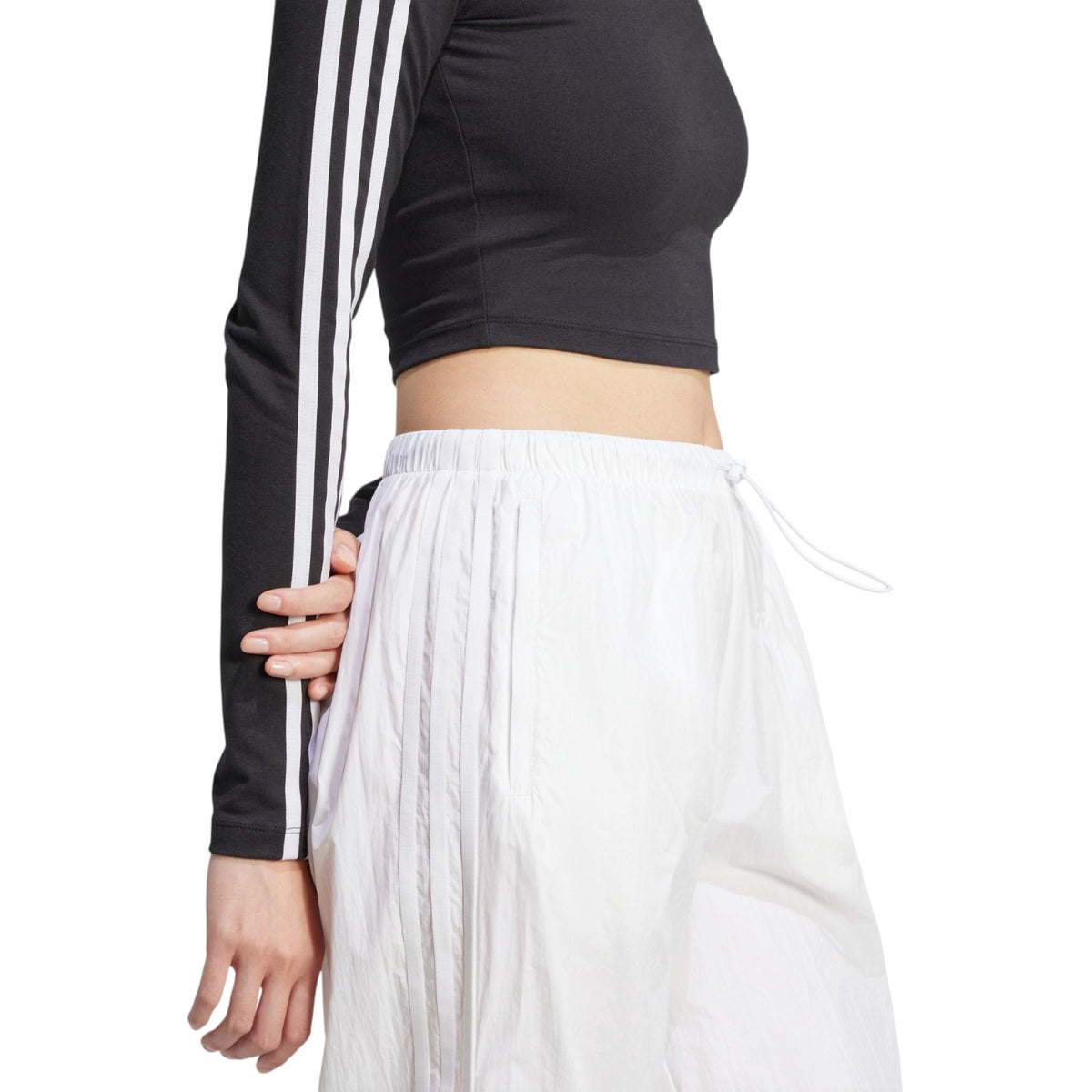 adidas Originals Women's Adicolor 3-Stripes Long Sleeve Crop T-Shirt - Black