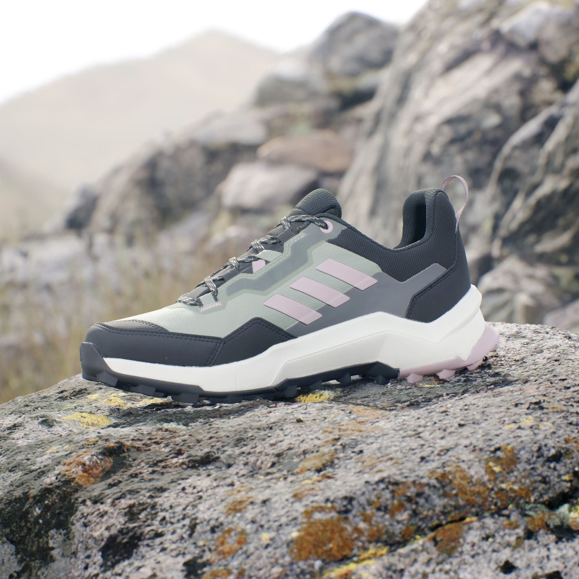 adidas Women's Terrex AX4 GORE-TEX Hiking Trainers - Silver Green