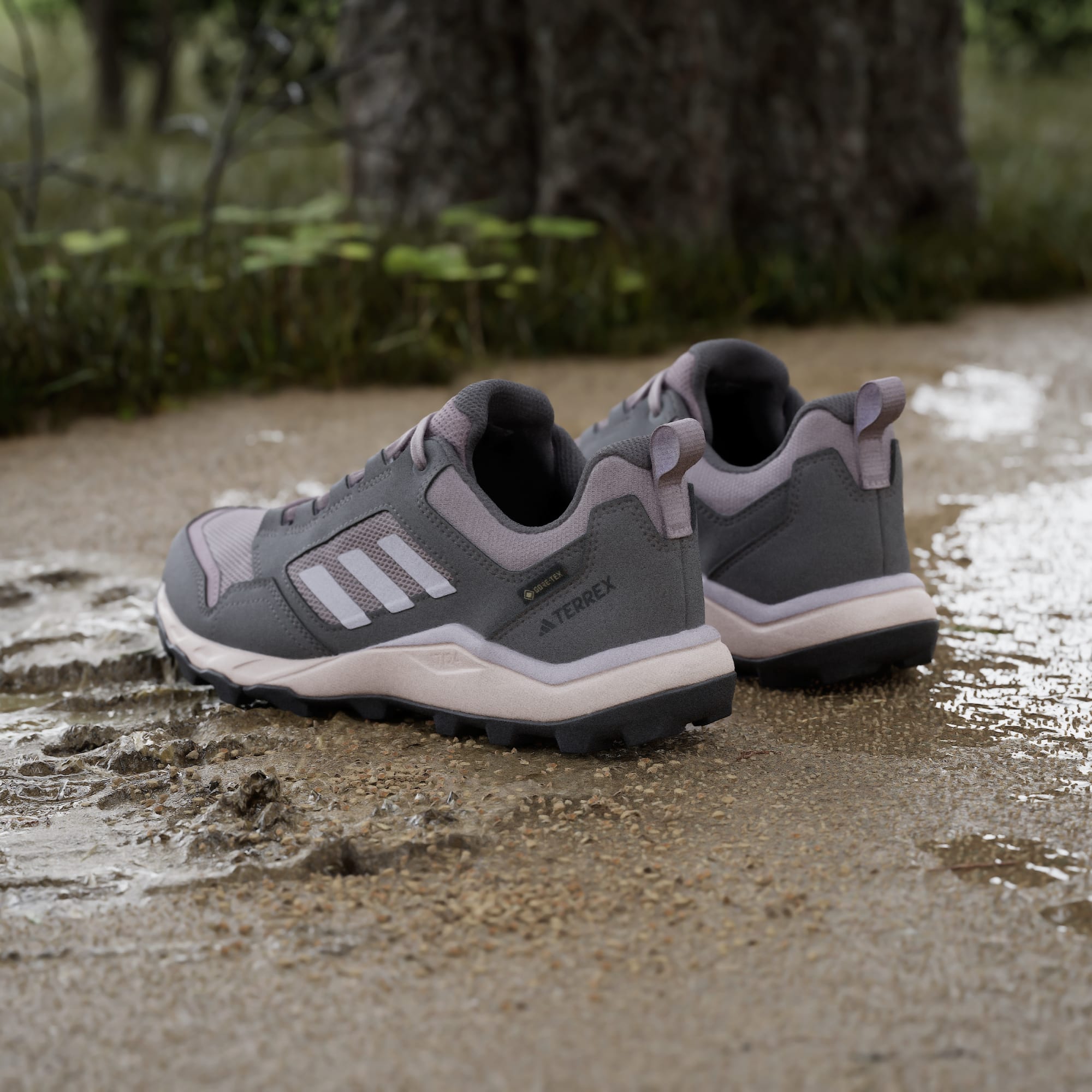 adidas Women's Tracerocker 2.0 GORE-TEX Trail Running Trainers - Charcoal