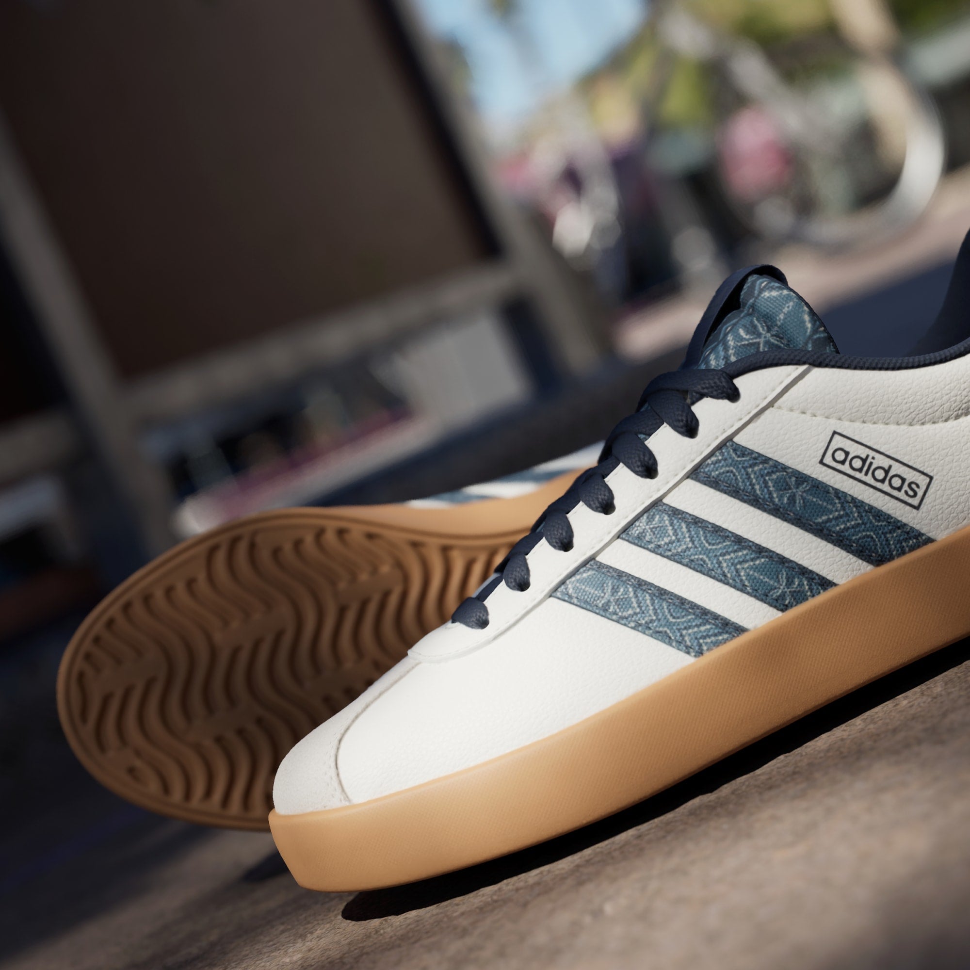 adidas Women's VL Court 3.0 Trainers - White