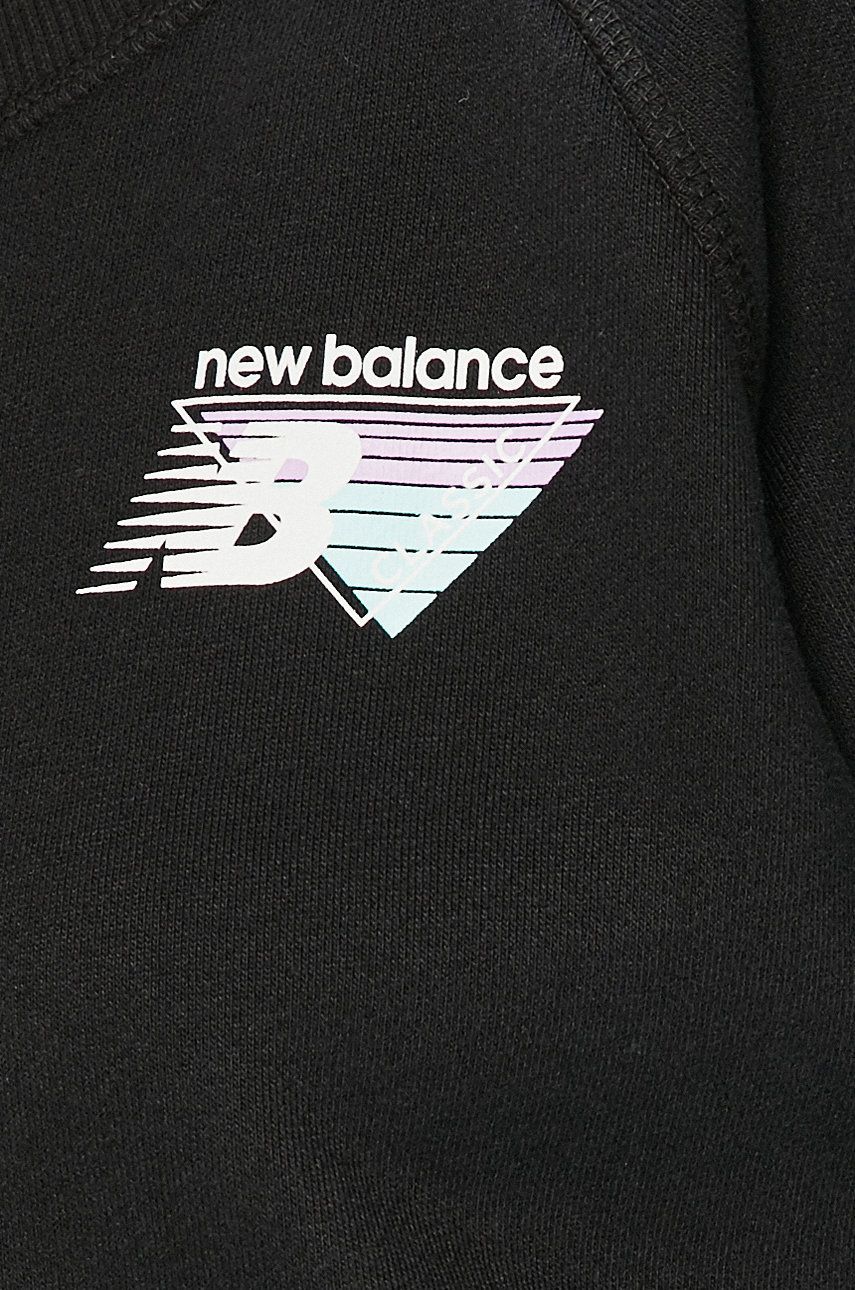 New Balance Womens Essentials 90s Crewneck Sweatshirt - Black