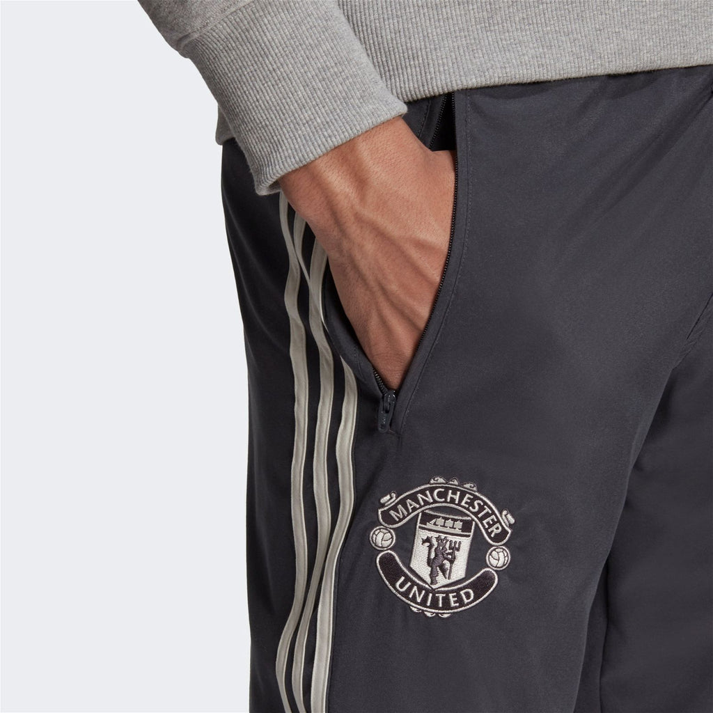 Manchester united seasonal special tiro pants best sale