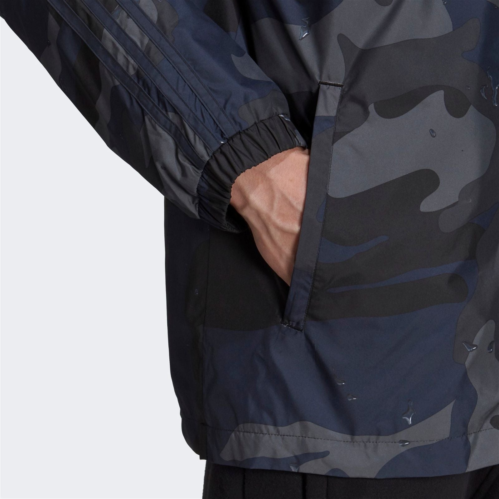 adidas Originals Camo Graphic Windbreaker Jacket - Night Navy - ViaductClothing - -