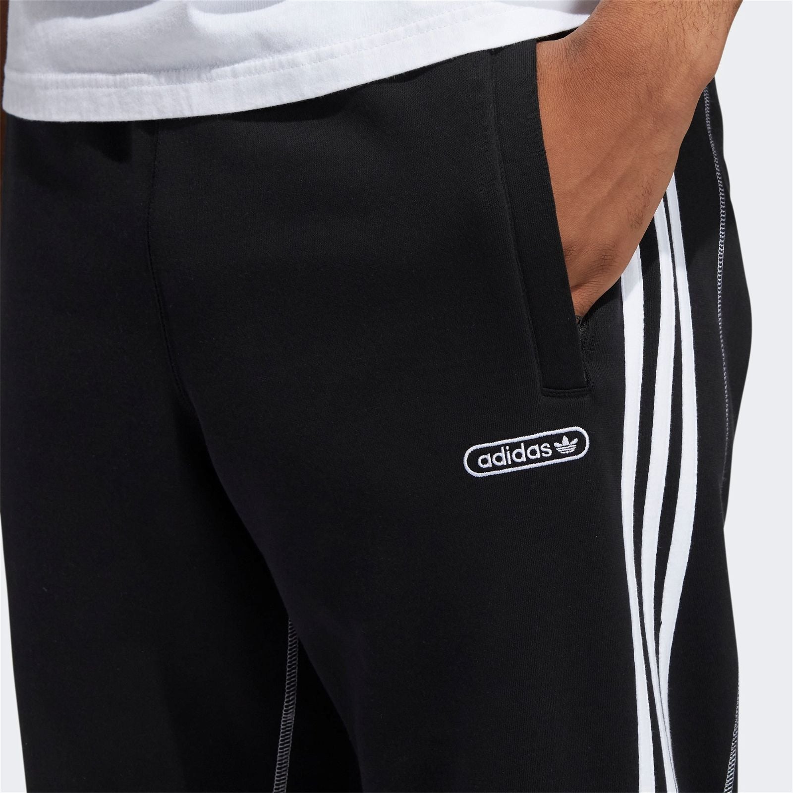 adidas Originals Contrast Stitch Sweatpant - Black - ViaductClothing - -