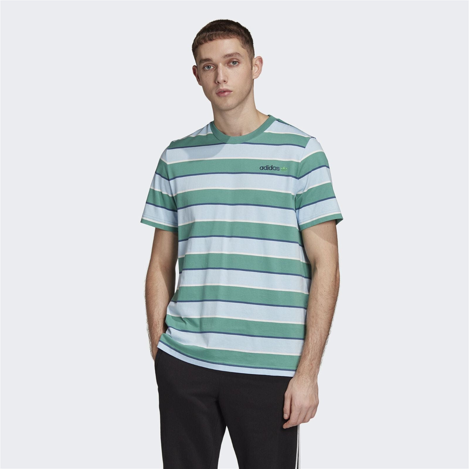 adidas Originals Linear Tee - Green - ViaductClothing - -
