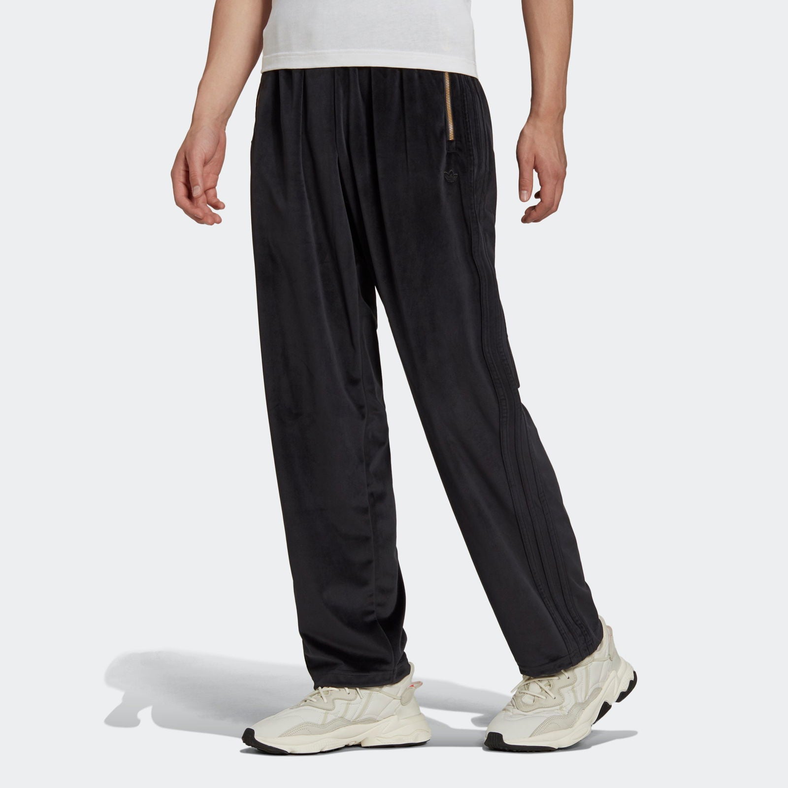 adidas Originals Velour Track Pants - Black - ViaductClothing - -