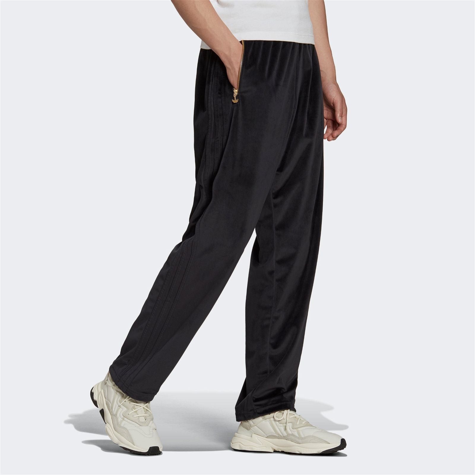 adidas Originals Velour Track Pants - Black - ViaductClothing - -