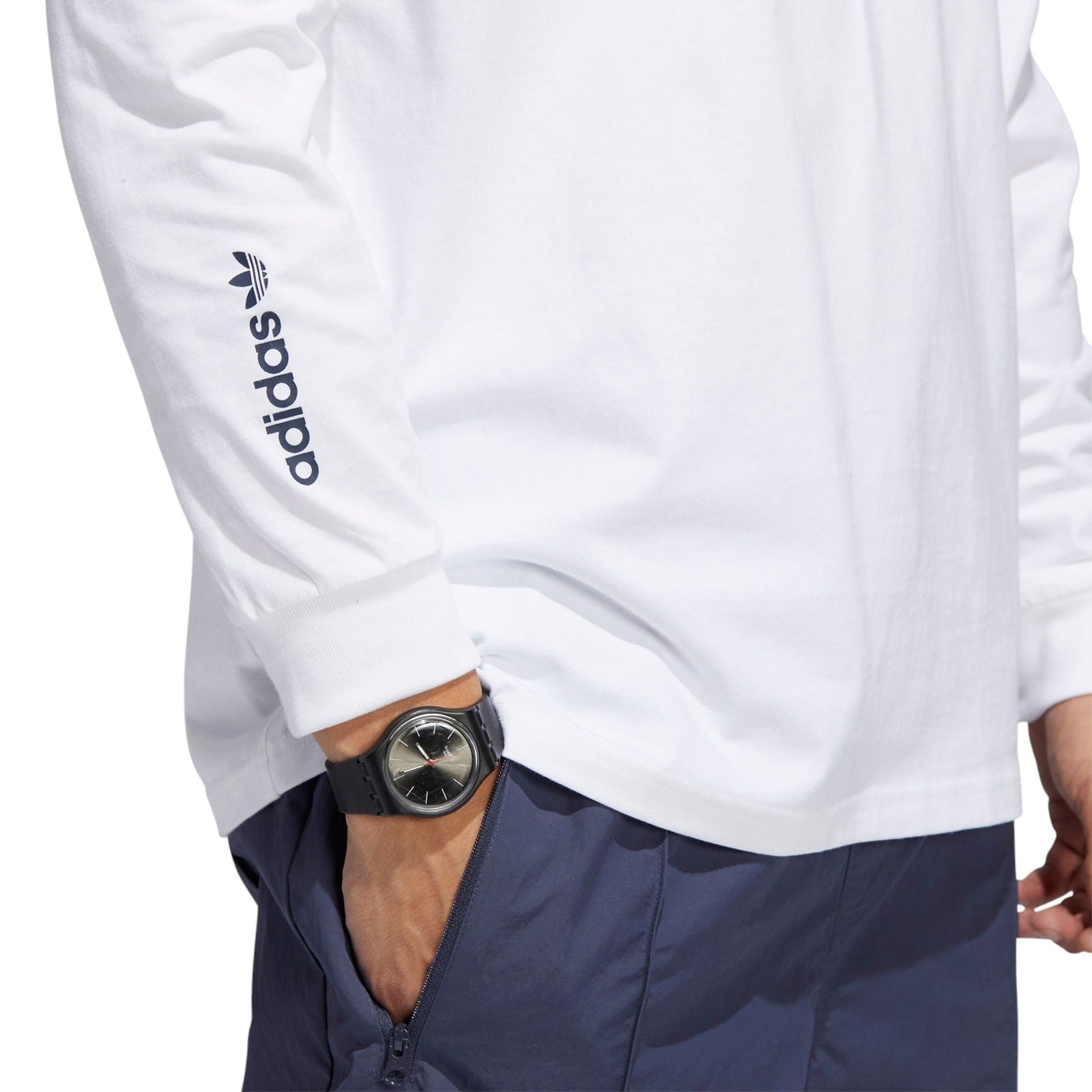 adidas Originals Washed Out 4.0 Logo Long Sleeve T-Shirt - White - ViaductClothing - -