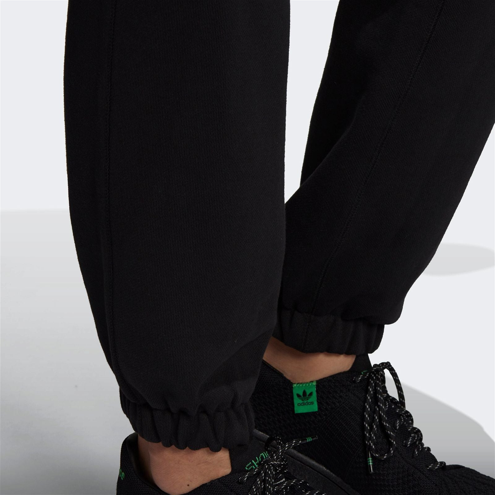 adidas Originals x Pharrell Williams Basics Pant - Black - ViaductClothing - -
