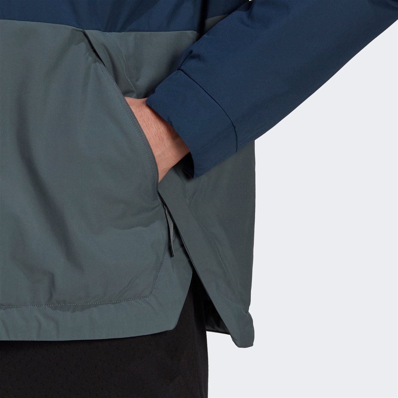 adidas Traveer Insulated Winter Jacket - Navy - ViaductClothing - -