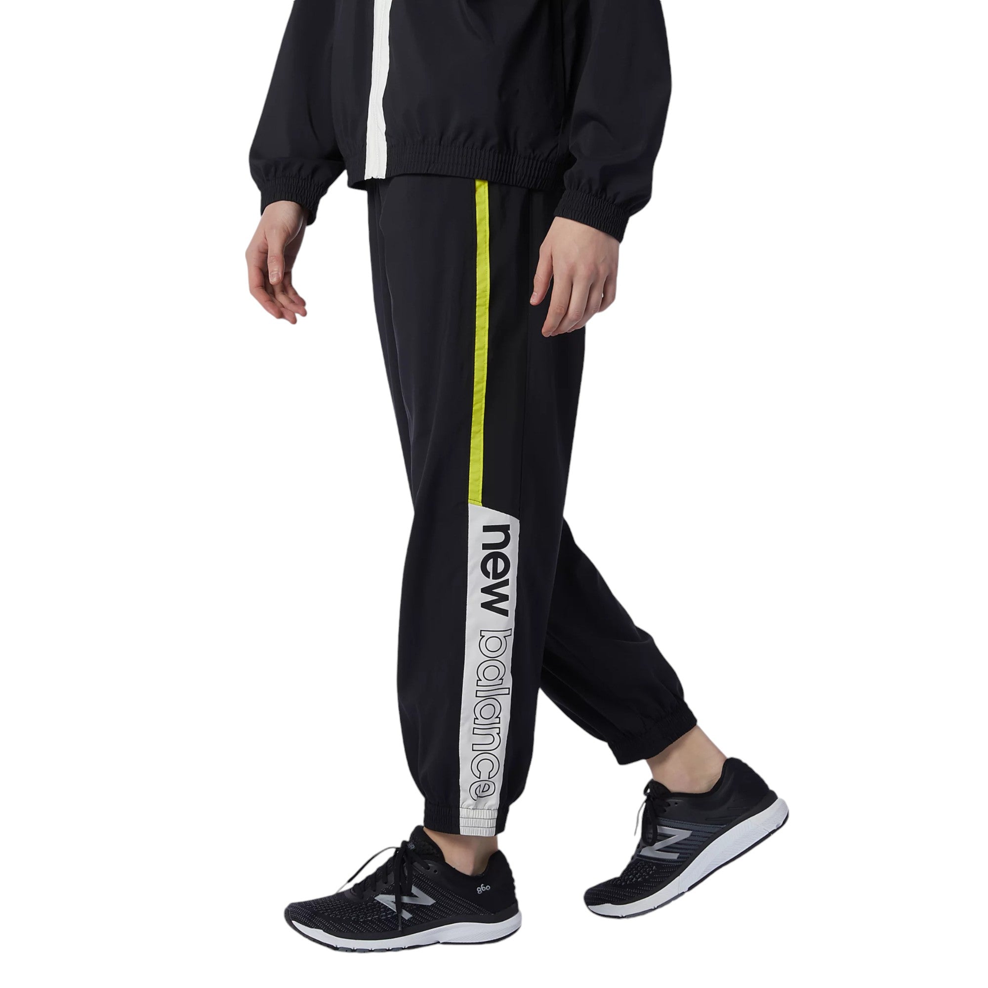 New Balance Womens Relentless Woven Joggers - Black