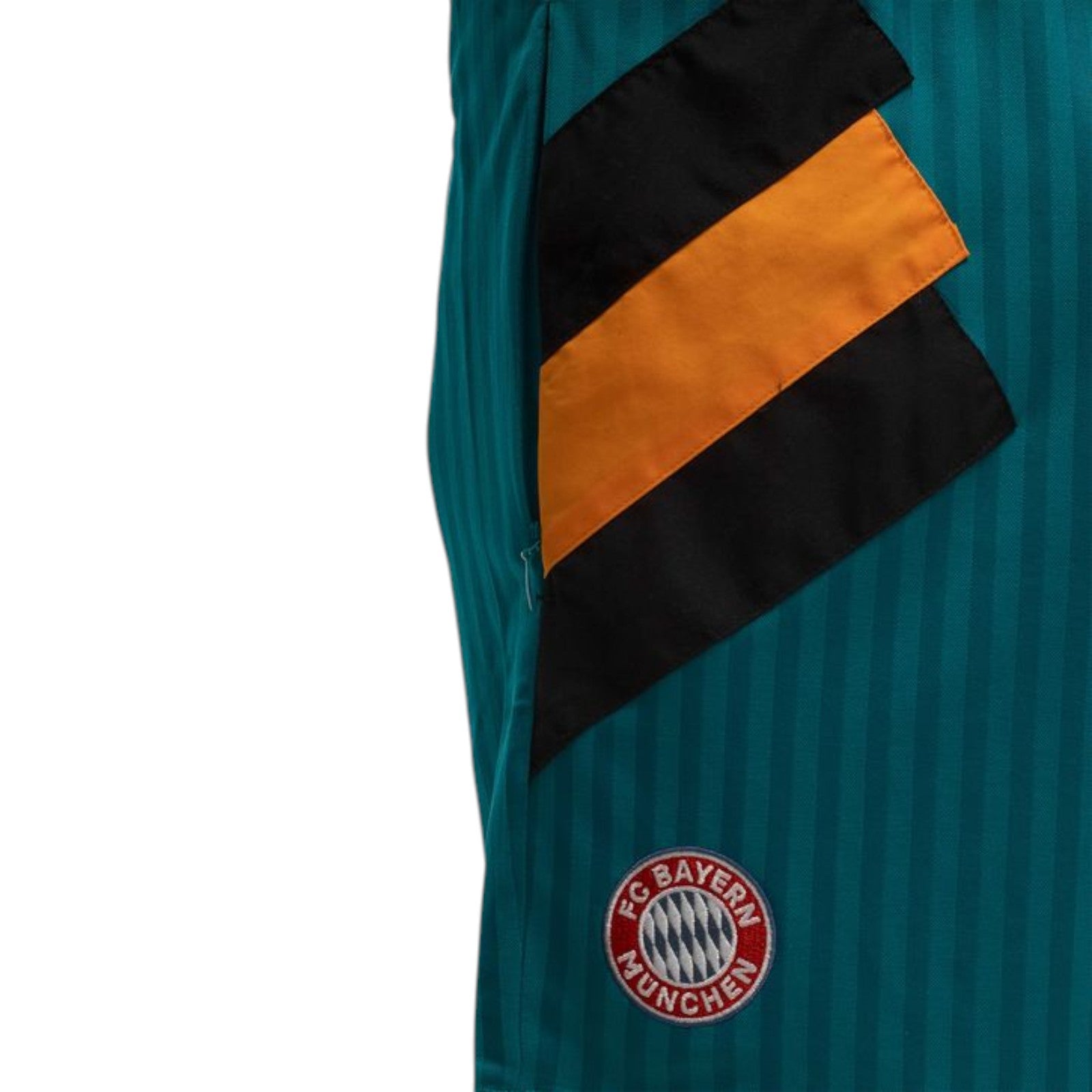 adidas Men's FC Bayern Munich Icon Shorts - Green