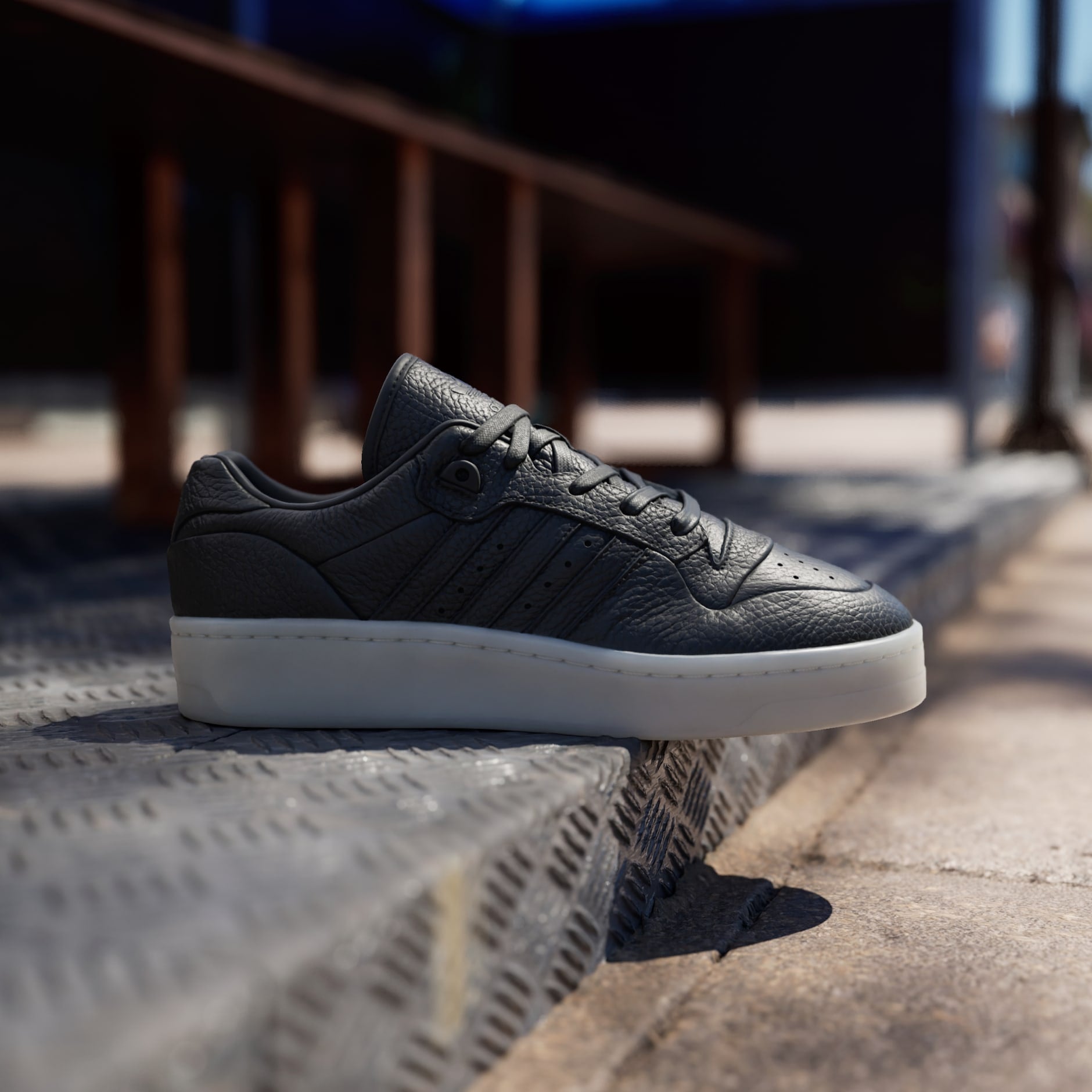 adidas Originals Men's Rivalry Lux Low Trainers - Core Black