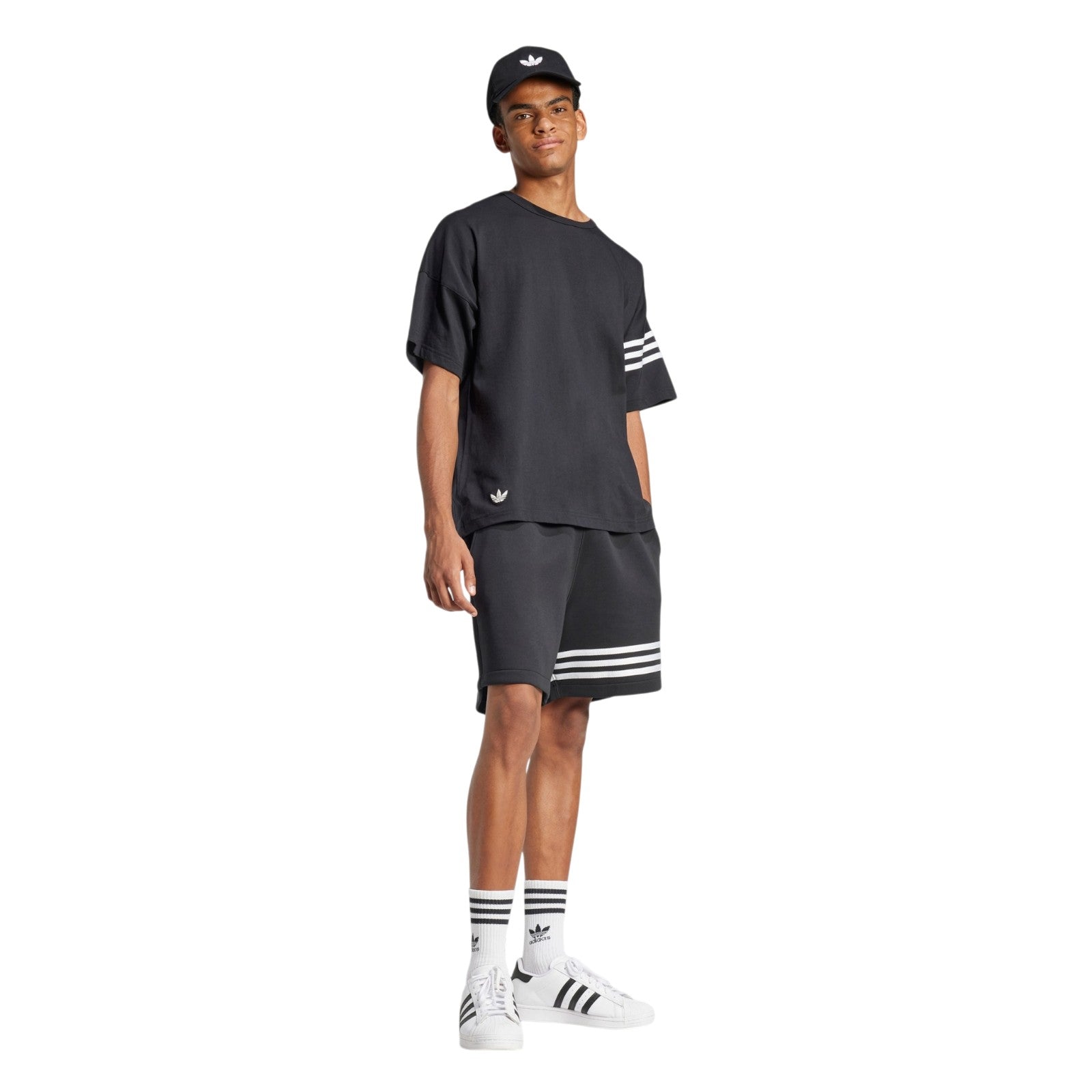 adidas Originals Men's Neuclassics T-Shirt - Black