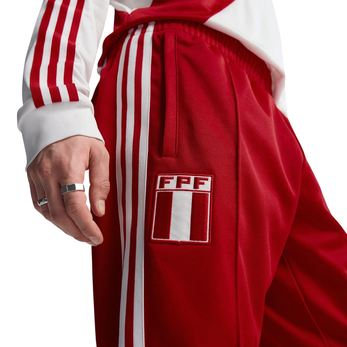 adidas Originals Peru Retro Football Track Pants Red - Model view 3