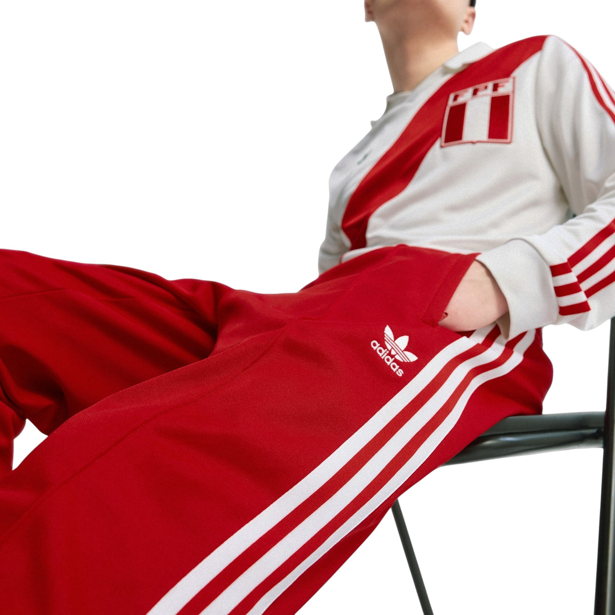adidas Originals Peru Retro Football Track Pants Red - Model view 8