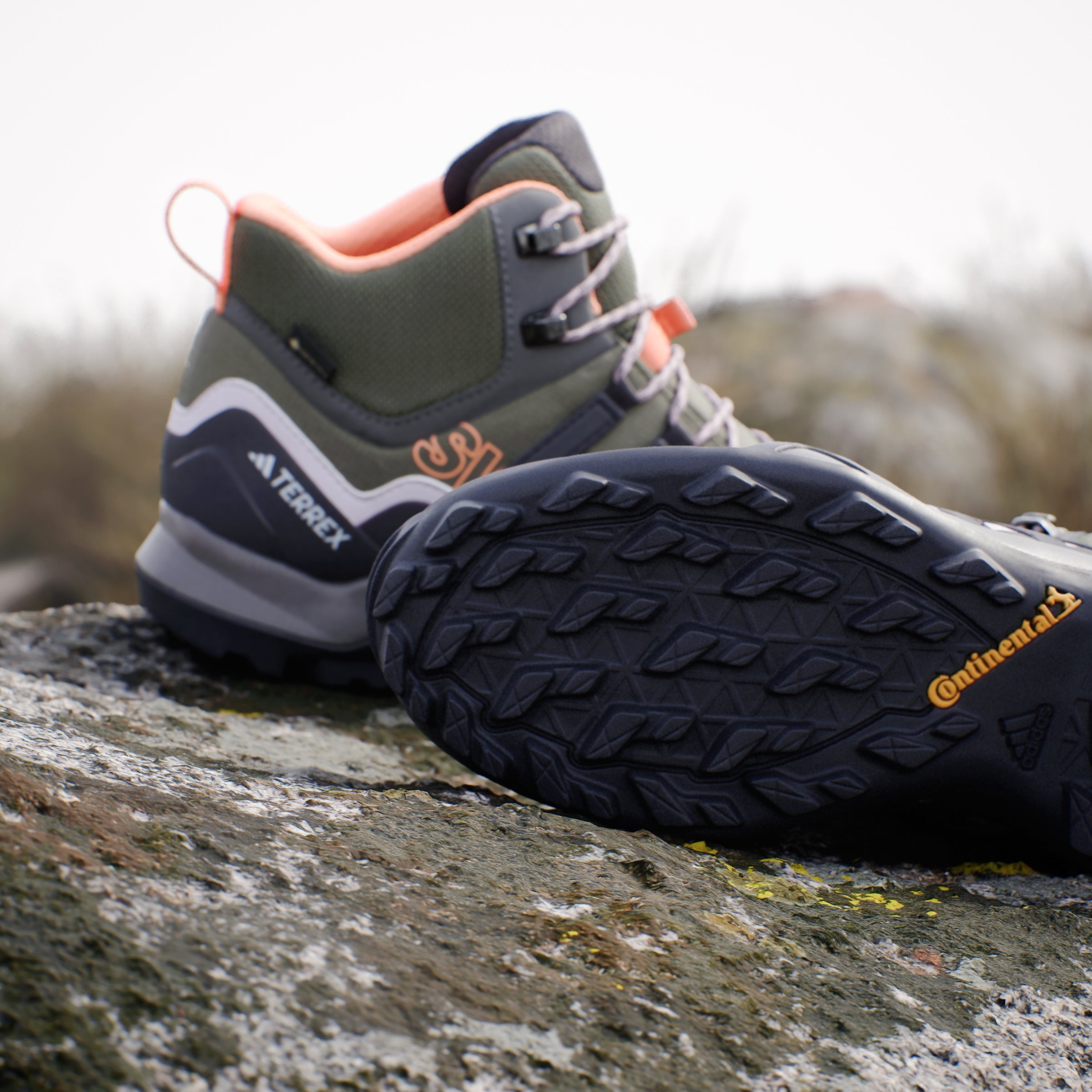 adidas Women's Terrex Swift R2 Mid GORE-TEX Hiking Trainers - Olive Strata