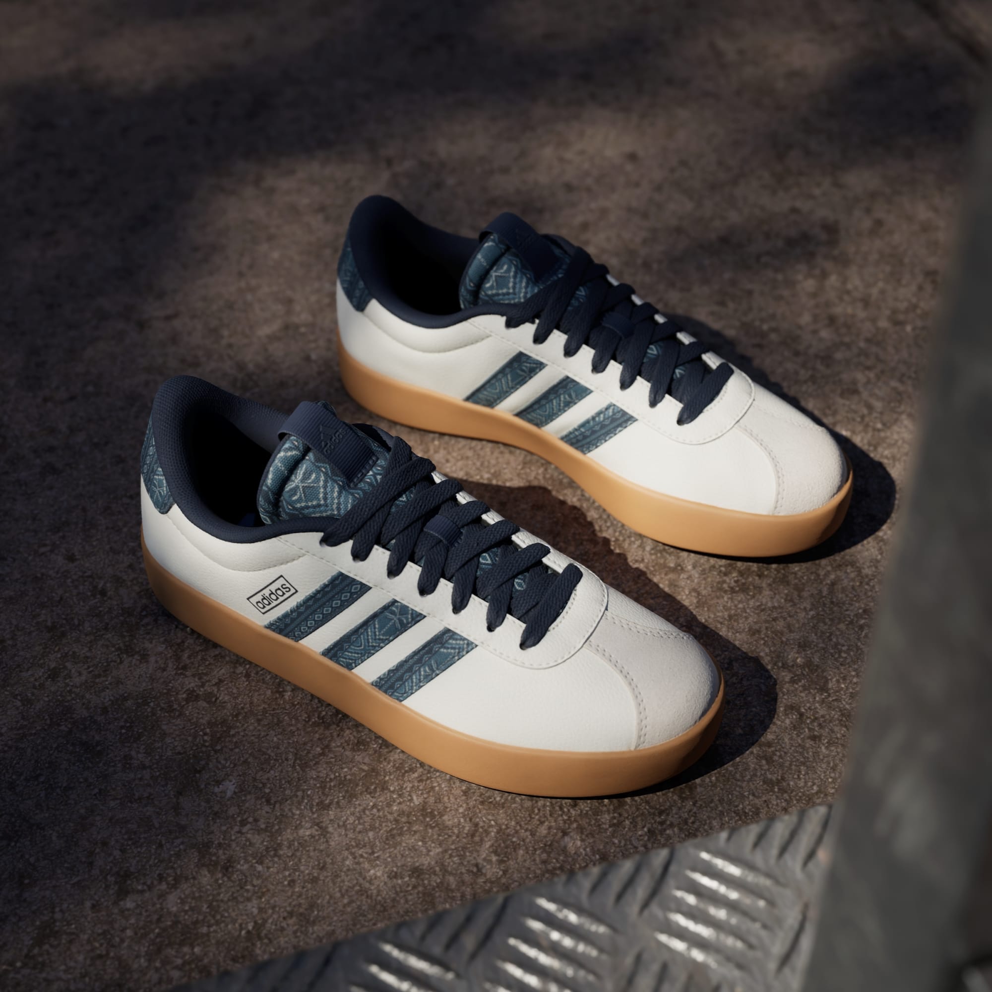 adidas Women's VL Court 3.0 Trainers - White