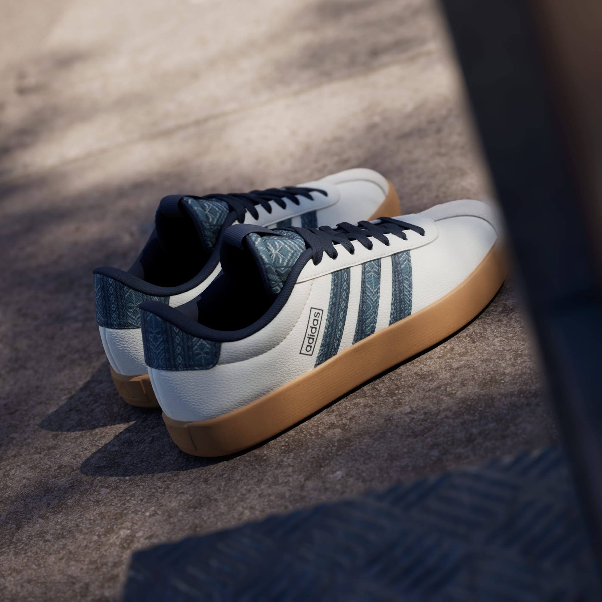 adidas Women's VL Court 3.0 Trainers - White