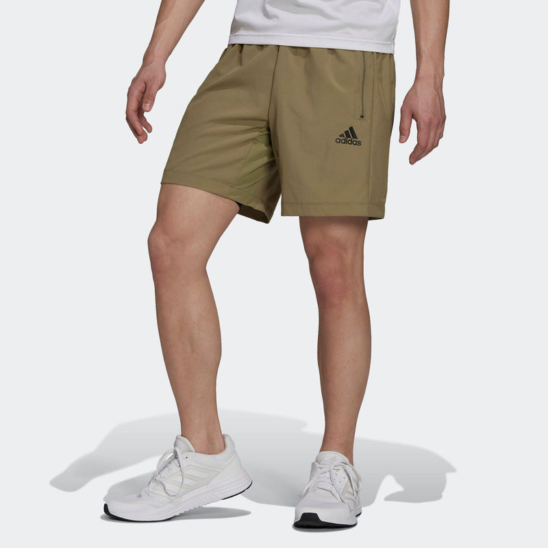 Bermuda adidas d2m woven on sale