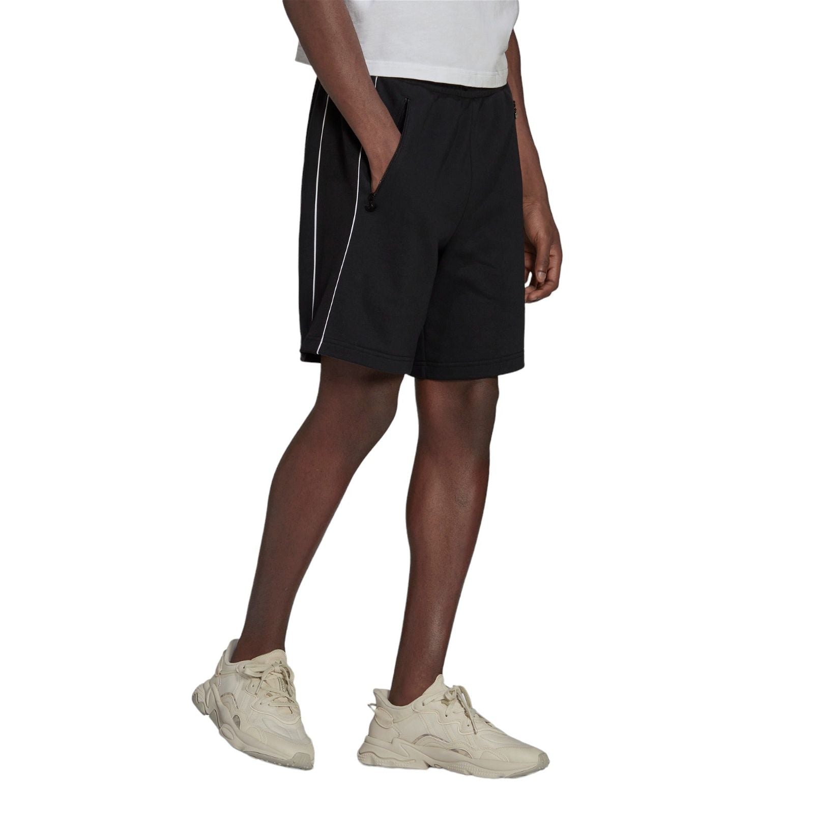 adidas Originals Itasca Shorts - Black - ViaductClothing -  -  