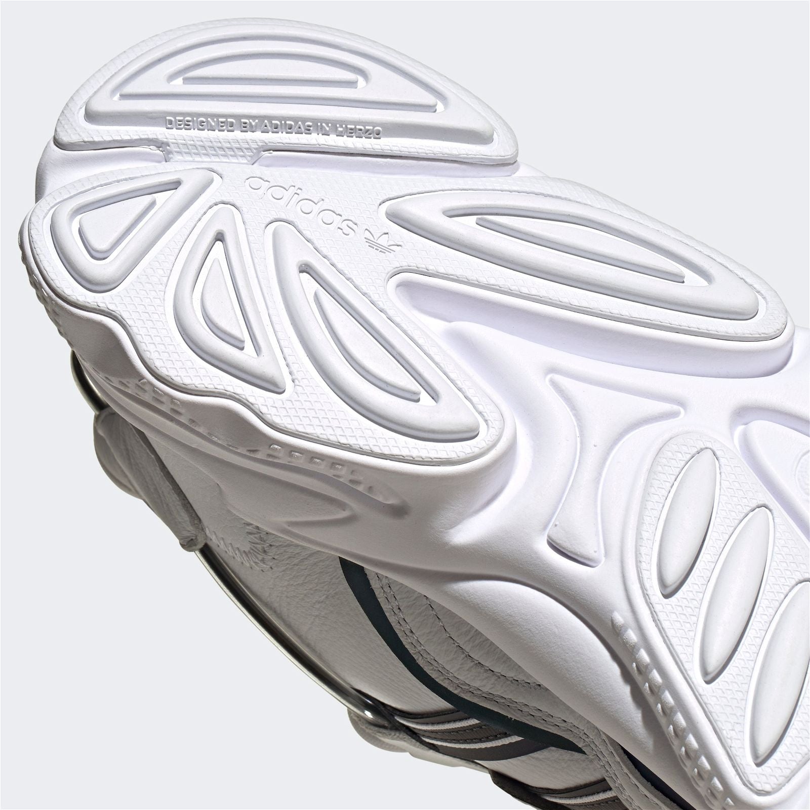 adidas Originals Ozweego Trainers - Cloud White - ViaductClothing -  -  