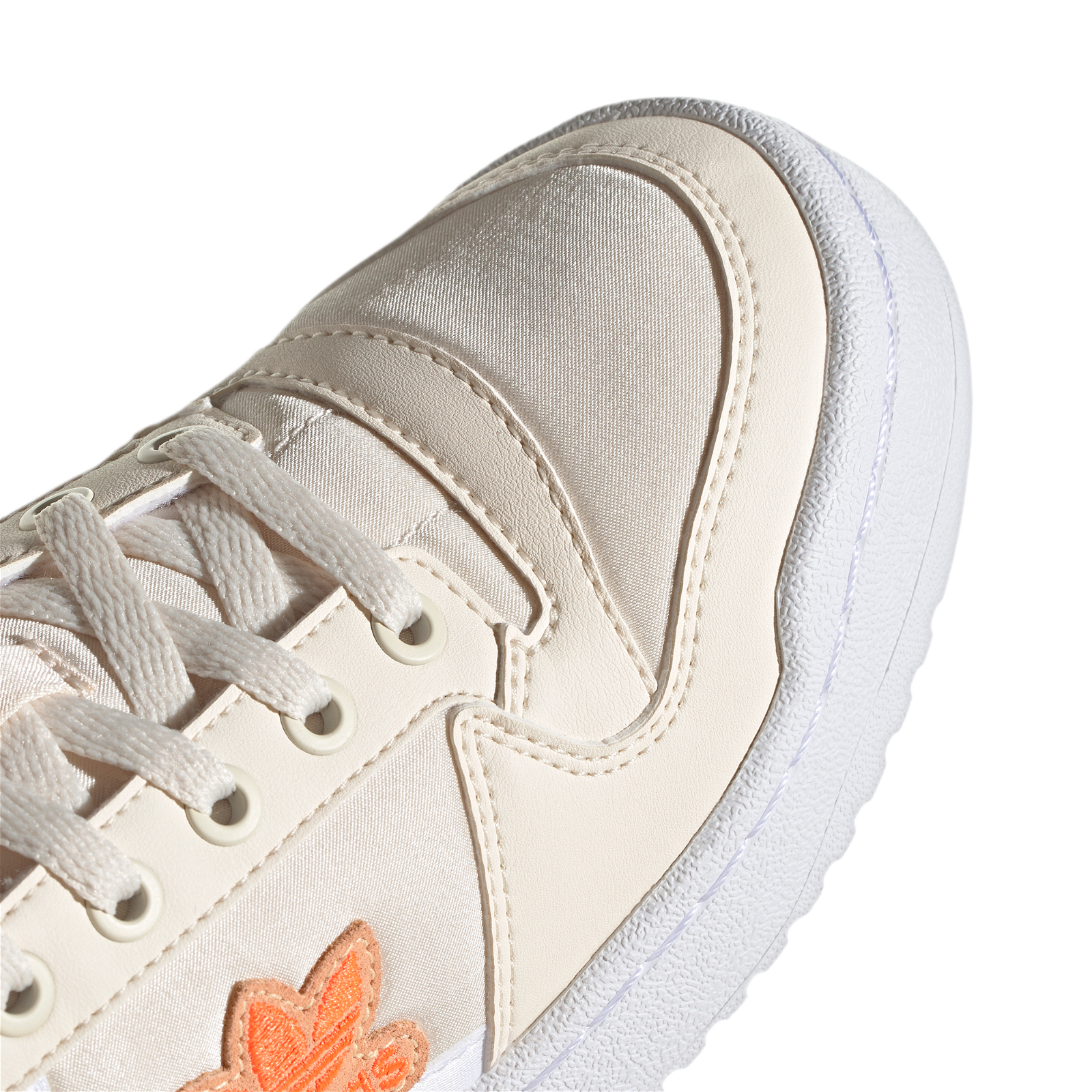 adidas Originals Womens Forum Bold Embroidered Trefoils - White - ViaductClothing -  -  